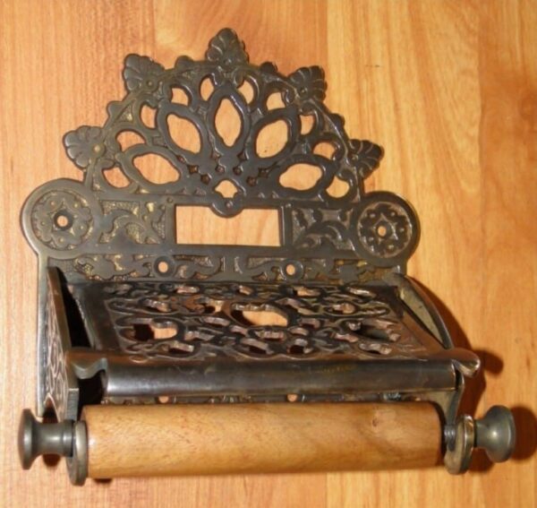 VICTORIAN PAPER HOLDER - Image 2
